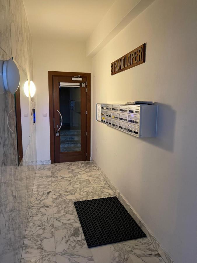 Ferienwohnung Studio De Strandloper Met 1 Zetelbed En 1 Bedkast Middelkerke Exterior foto